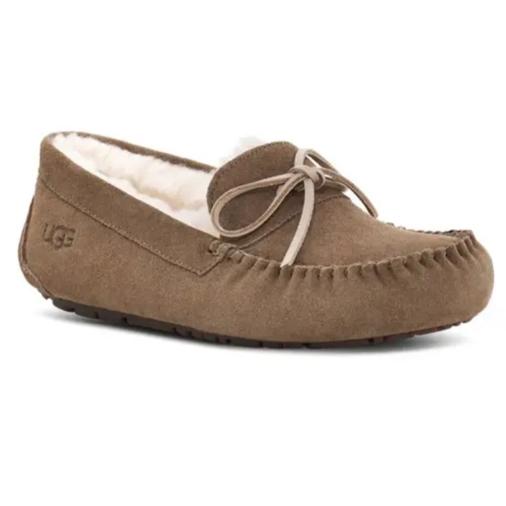 UGG Moccasins slippers color: dry leaf men’s Size 9